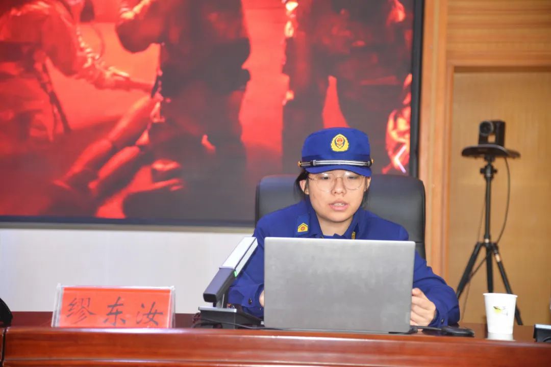 10固始县检察院举行卫生健康知识和消防安全知识讲座.jpg