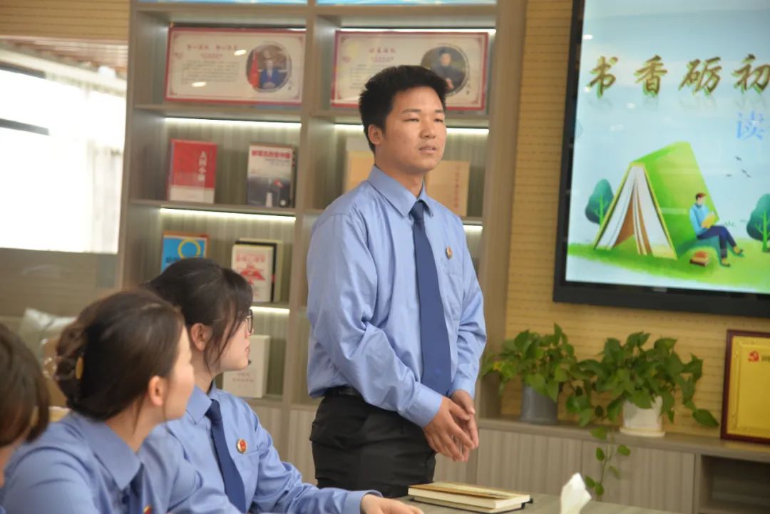 9.最美人间四“阅”天3.jpg